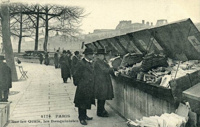 Bouquinistes sur les quais de Paris Bouquinistes sur les quais